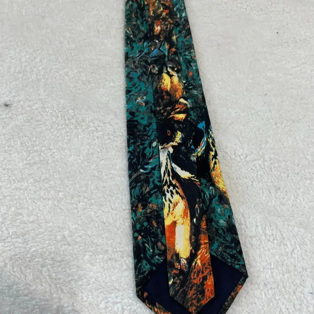 Unknown silk tie